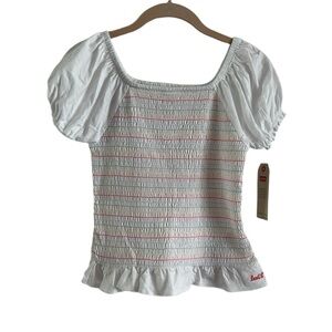 Levi’s NWT Girl’s Smocked Peasant Top